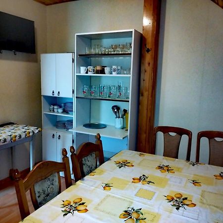 Vadkacsa Apartmanhaz Medencevel Zamárdi Exteriör bild