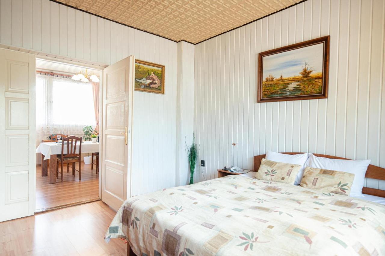 Vadkacsa Apartmanhaz Medencevel Zamárdi Exteriör bild
