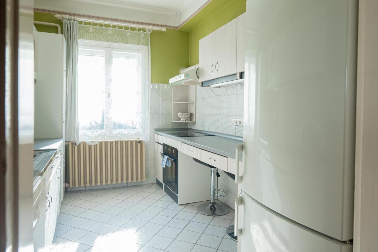 Vadkacsa Apartmanhaz Medencevel Zamárdi Exteriör bild